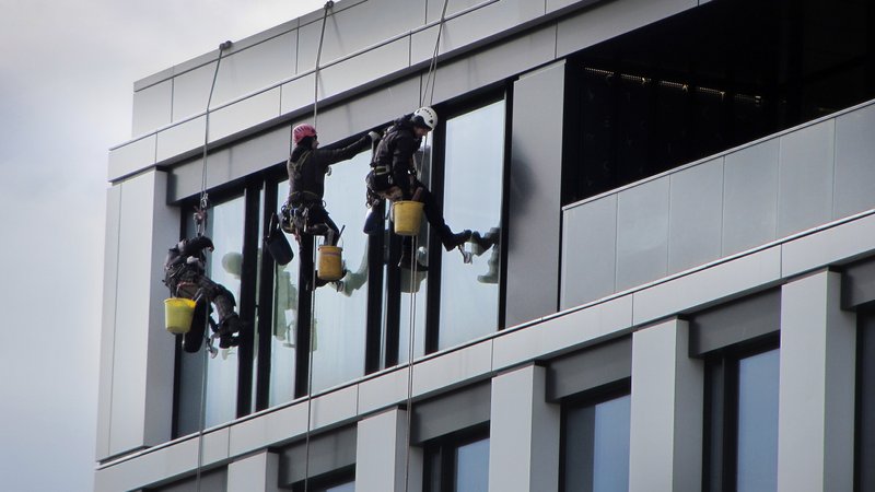 Ipari takarítás alpintechnikával